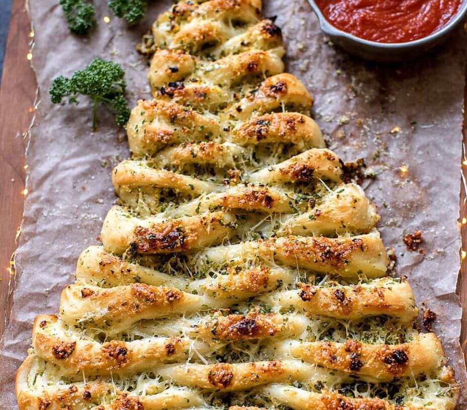 Christmas Tree Garlic Bread Pull-Apartis an easy and quick healthy keto dinner ideas recipes that you can cook if you like . In Tasty Recipes blog we got the best easy dinner.