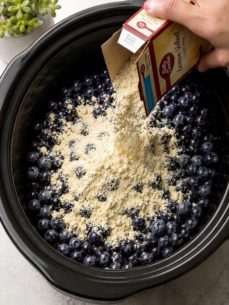 Slow Cooker 4-Ingredient Lemon Blueberry Dump Cake