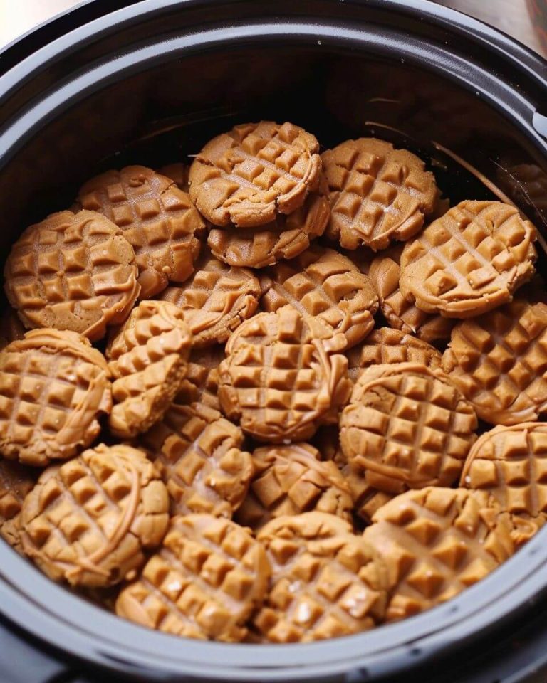 3-Ingredient Slow Cooker Summer Peanut Butter Cookie Dessert